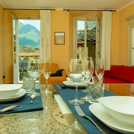 Palazzo Arconati Flat & Apartamento Domodossola